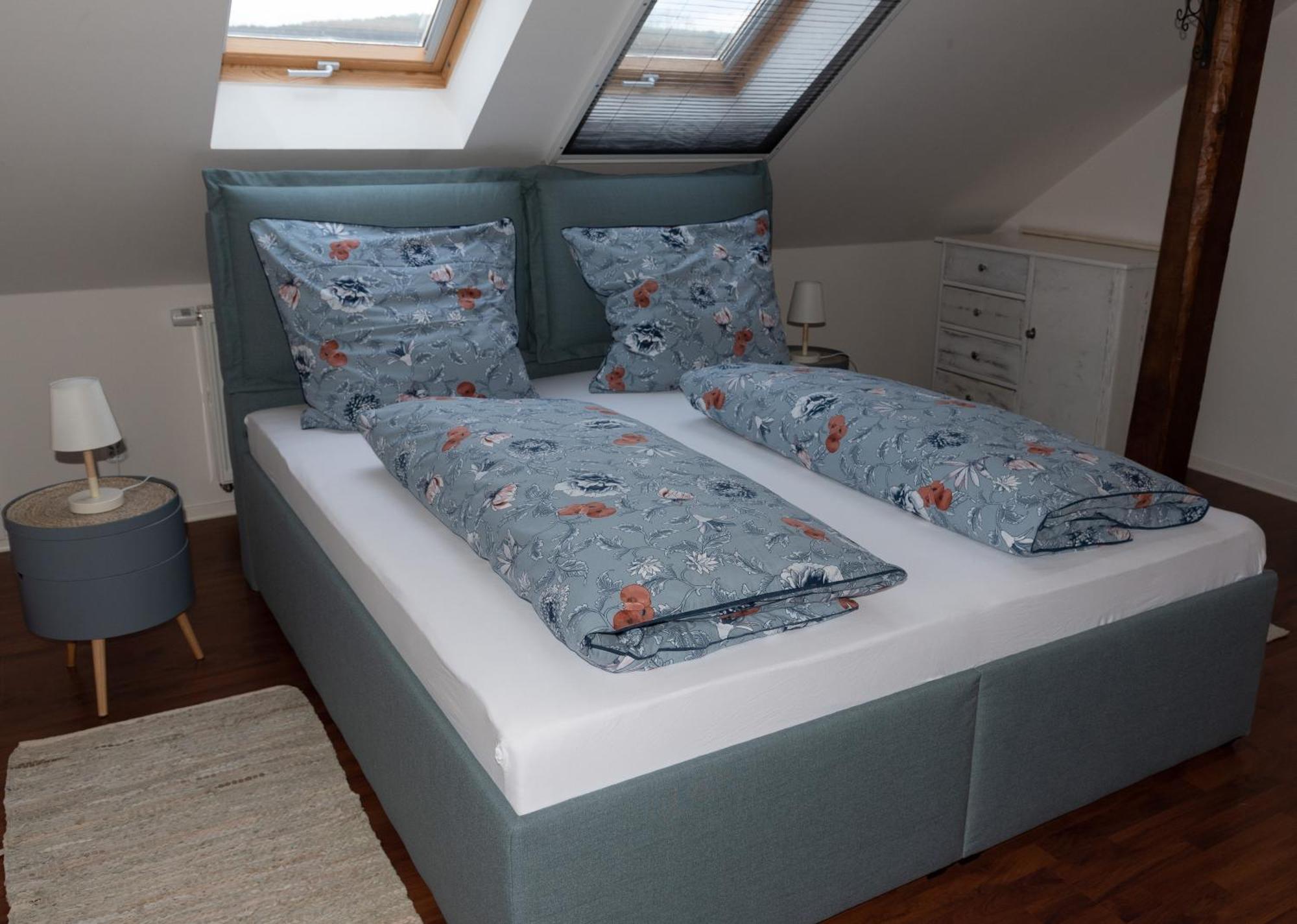 Moderne, Gemuetliche Dg-Wohnung In Ruhiger Lage Neunburg vorm Wald Esterno foto