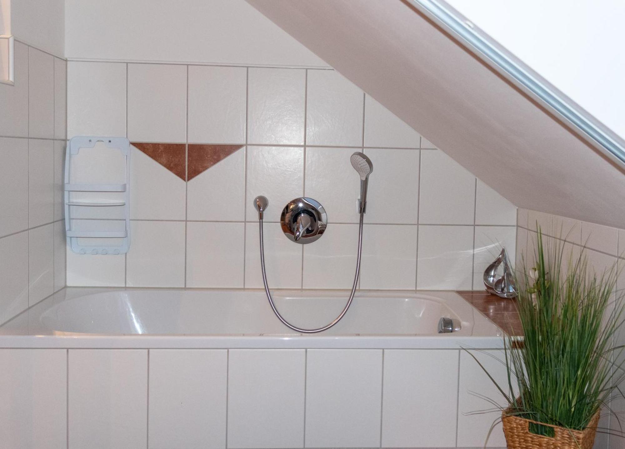 Moderne, Gemuetliche Dg-Wohnung In Ruhiger Lage Neunburg vorm Wald Esterno foto